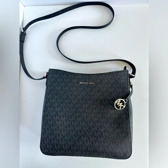 MICHAEL KORS Jet Set Travel Large LogoMessenger Bag - Picture 1 of 11